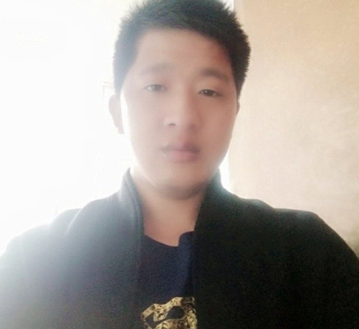 形影不离的第一张照片--嘉兴上门女婿服务网